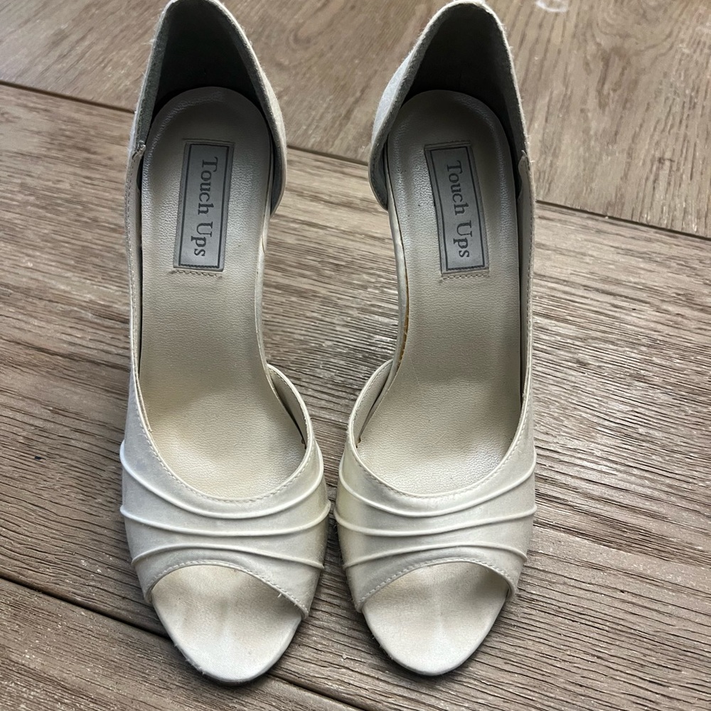 Touch Ups Satin Peep Toe Heels 7.5